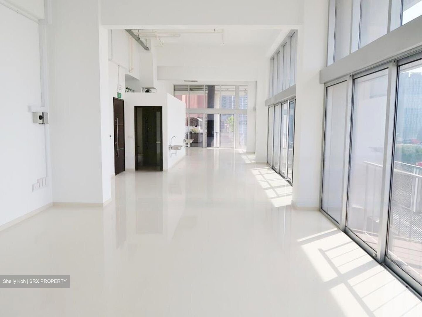 Eon Shenton (D2), Office #456833261